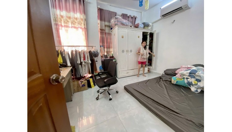 3 TẦNG BTCT - HẺM XE TẢI THÔNG - MÃ LÒ - 40M2 - SỔ ĐẸP HOÀN CÔNG GIÁ 4.7 TỶ